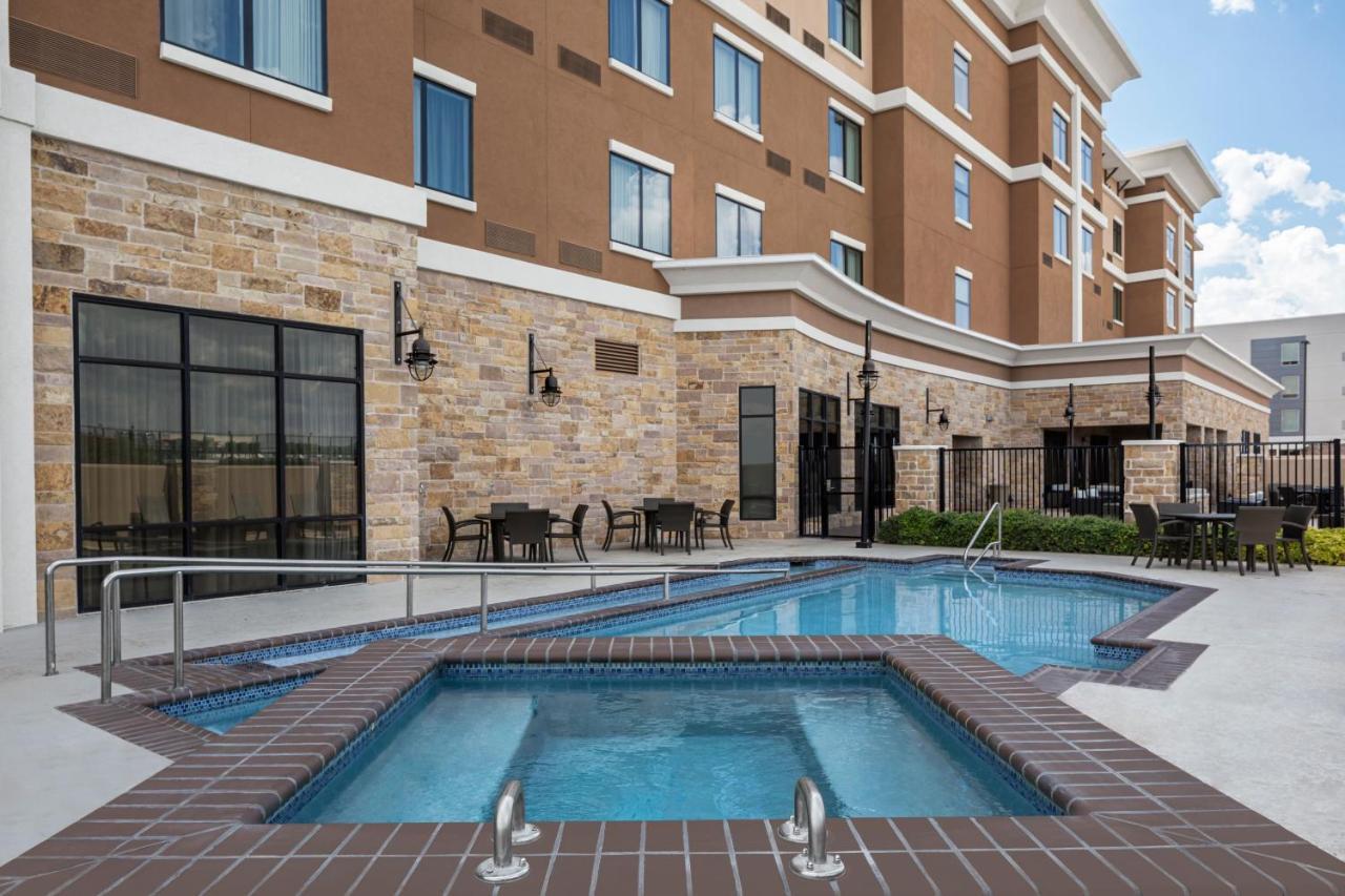 Courtyard By Marriott San Angelo Hotel Exterior photo